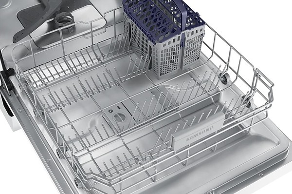 Samsung white freestanding dishwasher %2810%29
